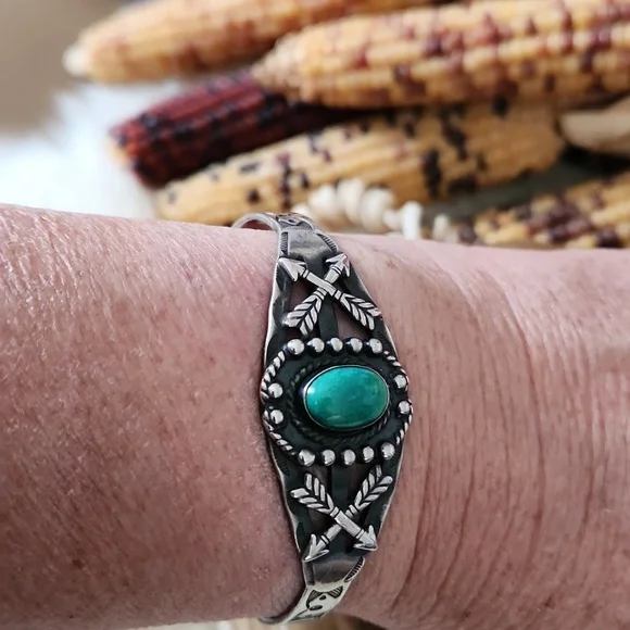 Cool Vintage Native American Turquoise Fred Harvey Cuff Bracelet 💚🎁🩶 - Picture 10 of 15